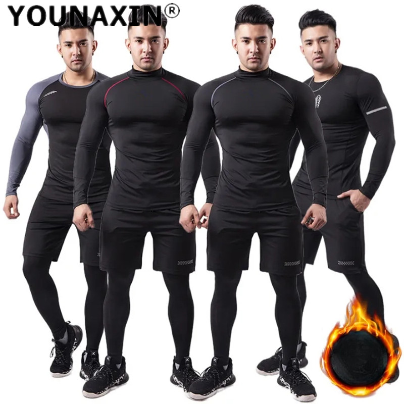 Tuta sportiva calda da uomo in - T Shirt Tight Fit recensione e prezzo