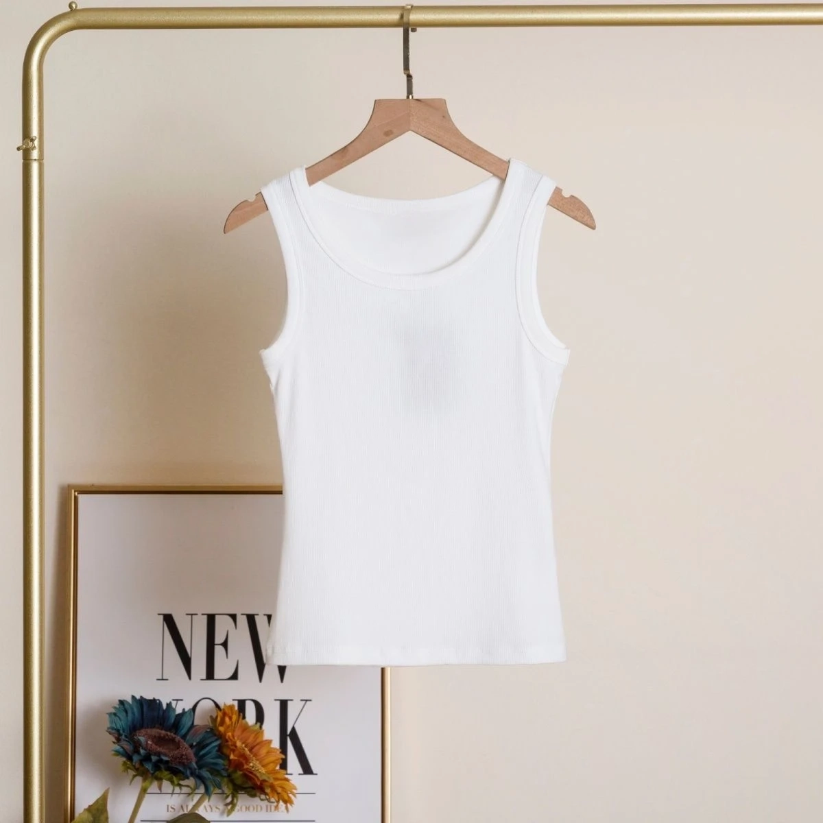 Canotta a Costine con Grafica  - Tank Top Ribbed recensione e prezzo